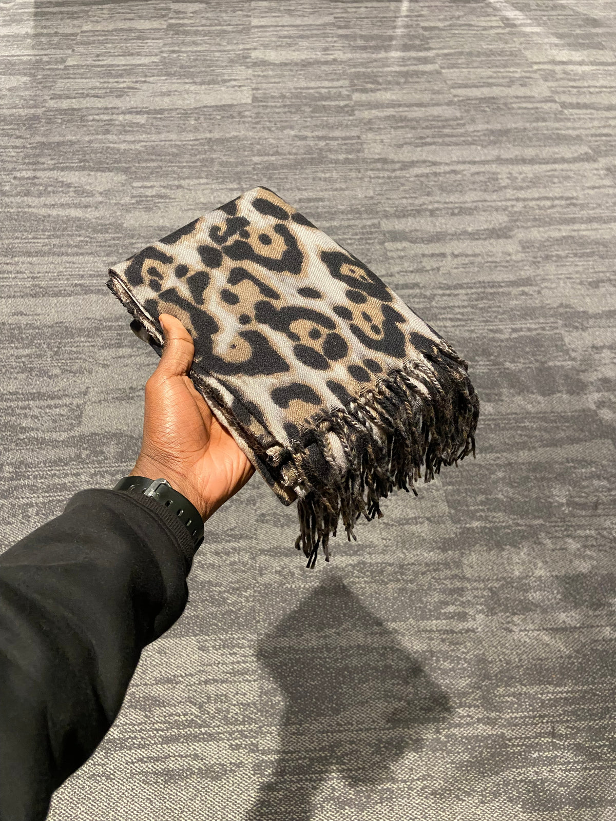 LEOPARD PRINT SCARF